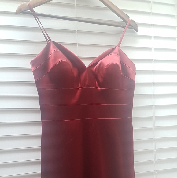 Size 6 Oleg Cassini red satin cocktail dress - Picture 2 of 7
